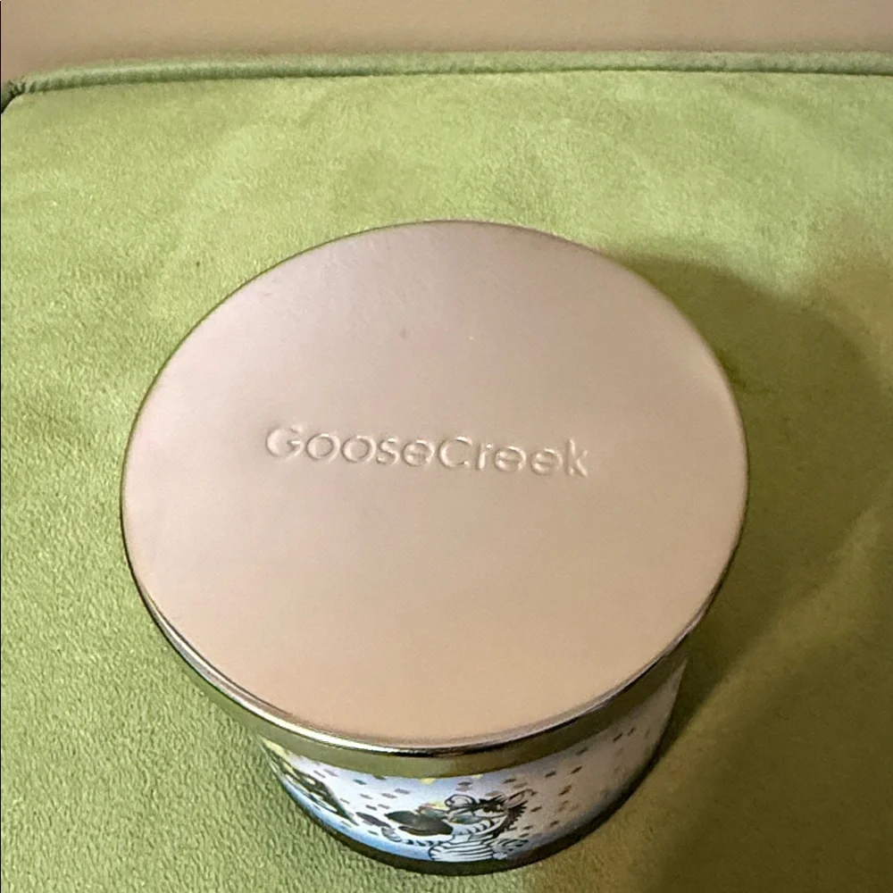 GooseCreek x Little Debbie Zebra Cakes Candle - Picture 8 of 10